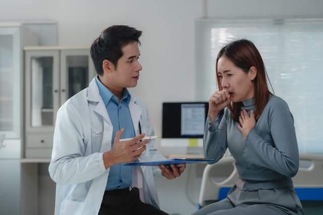 Apakah Dokter dan Nakes Boleh Izin Sakit?