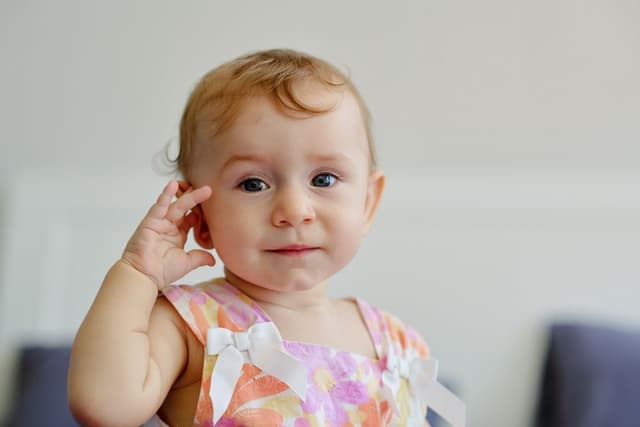 Universal Newborn Hearing Screening di Indonesia: Menuju Deteksi Dini dan Intervensi Optimal