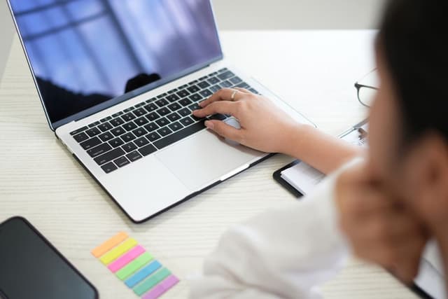 Webinar PrimaPro Terbaru Bahas Cara Hadapi Keraguan Vaksin di Masyarakat