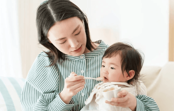 Disfagia pada Anak: Diagnosis Banding dan Tatalaksana
