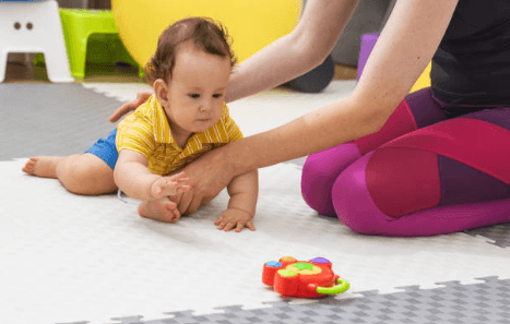 Intervensi Dini pada Anak Usia 0–2 Tahun dengan Risiko Tinggi atau Diagnosis Cerebral Palsy